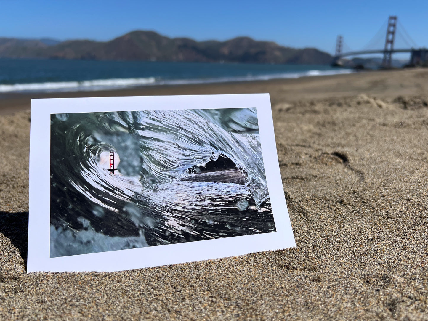 Cruiser Greeting Card: Peek